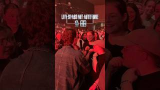 Fan singt mit AUTOTUNE 😳✨ autotune live konzert gregorhaegele shorts [upl. by Netsrak]