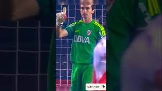 quot¡Las Mejores Atajadas de Barovero 🔥 El Muro de River en Acción 🧤quotshorts [upl. by Sarazen]