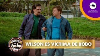 Wilson es atracado mientras intenta solucionar uno de sus problemas [upl. by Nonnek]