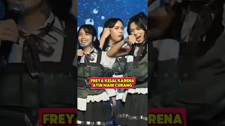 FREYA SMA ATIN INI RUSUH BGT😂 jkt48 jkt48newera freyajkt48 kathrinajkt48 carameminumramunejkt48 [upl. by Aubree45]