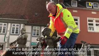 Der Kanzlerbrunnen in Lemgo wird abgebaut [upl. by Asirrac]