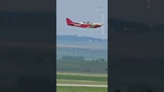 Pilot makes nailbiting emergency landing at Canadian airport [upl. by Teodoor]