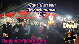 Suriname Aansteken van Surinaamse dia op Onafhankelijkheidsplein 26 october 2024 [upl. by Holleran]