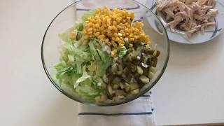 Ana yemek gibi salata 🥗 Göbek marullu tavuk salatası salata tarifleri [upl. by Einahpehs752]