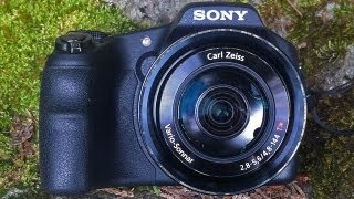 Sony Cybershot DSCHX200V Review [upl. by Aliac518]