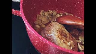 حساء الفطر Soupe de champignon et poulet [upl. by Beka836]