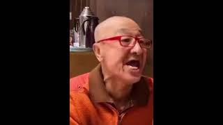 Old Chinese Man Singing Ching Cheng Hanji [upl. by Anola]