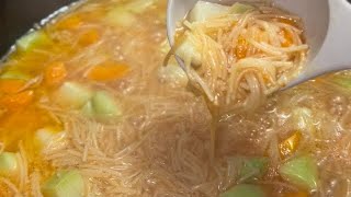 Sopa de Fideos con Verduras [upl. by Shue]