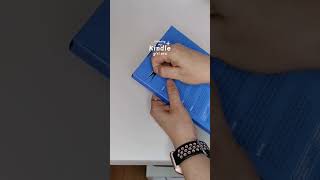 Unboxing Kindle Oasis [upl. by Nalloh]