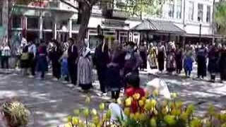 Klompen Dancers at Hollands Tulip Time [upl. by Isle]