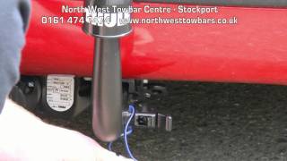 Towbar Video  Peugeot 207 Thule Brink Detachable [upl. by Ahcsap573]