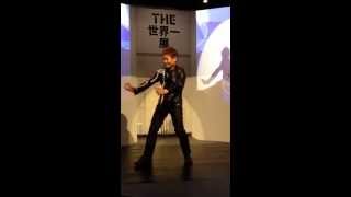 Awesome dance performance by Kenichi Ebina at sekaiichiten 世界一展 [upl. by Adok14]