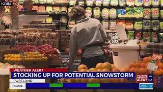 Portlanders stock up for potential snowstorm with groceries hardware and ‘extra vegetables’ [upl. by Fayina]