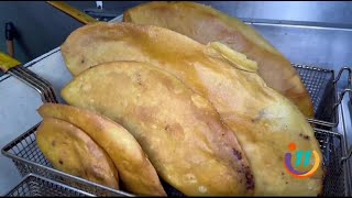 Para comer esta empanada se necesitan más de dos manos [upl. by Renfred]