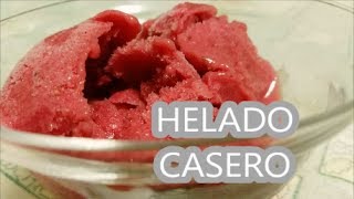 Helado casero de fresa sin máquina y sin azúcar  Cocinando y más [upl. by Yeldoow]