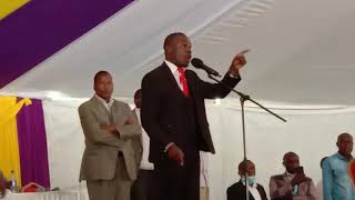 BABA BABA BABA RUTO SHOCKED AS HIS MAN MP OSORO IS HECKLED IN KISII AS HE TRIES TO DEMEAN RAILA [upl. by Fontes186]