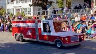 2022 Damariscotta Maine Pumpkinfest Parade [upl. by Aicirt]