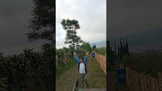 Awan cerah dilangit batushorts shortvideo suasanapedesaan [upl. by Nomled16]