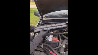 19992004 Jeep Grand Cherokee WJ Cabin Air Filter Install [upl. by Aneen888]