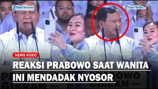 MENTERI BAHLIL PANIK Wanita Ini Nyosor ke Panggung Saat Prabowo Pidato [upl. by Anirol]