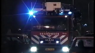 ZEER GROTE BRAND VREDESTEIN AUTOBANDEN 22082003 [upl. by Gnaoh]