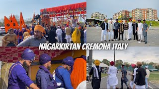 NAGARKIRTAN IN ITALY CREMONA 🇮🇹  ENA JYADA KATH 🙏  SAREA NE PAE KURTE PAJAME TE BNIA PAGGA 🙏 [upl. by Borer]