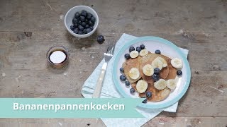 RECEPT  Ontbijtpannenkoekjes van banaan [upl. by Anihsat130]