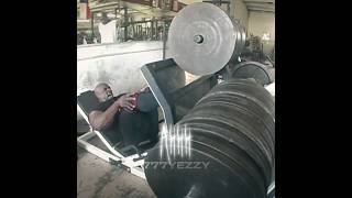 Ronnie Coleman 2300LB Legpress 👑💪🔱 gym motivation bodybuilder [upl. by Innor893]