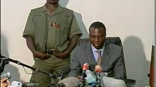 Côte dIvoire  Robert Gueï se proclame président [upl. by Marylou]