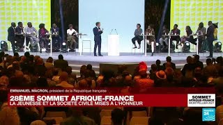 Sommet AfriqueFrance  léchange sans concession des jeunes avec Emmanuel Macron • FRANCE 24 [upl. by Ilellan451]