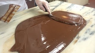 Chocolate Tempering Tabling Method [upl. by Acinoed]