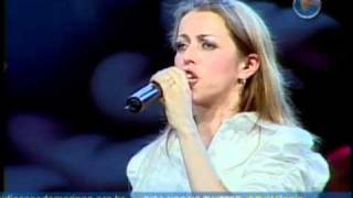 Tocar em Tuas vestes Adriana – imagens exclusivas TV 3º Milênio – Hallel 2010 [upl. by Killam]