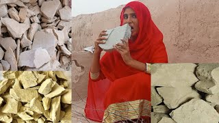 Multani Mitti Ko Bhuna Or Crunch Kia  Village Vlog [upl. by Kay783]