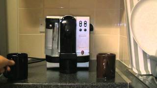 Nespresso Lattissima DeLonghi EN680 REVIEW [upl. by Bazluke]