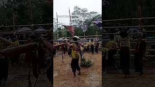 LASKAR ANDAKA Kalap di LUMPUR kesenianbantengan bantenganmalang [upl. by Mirella]