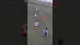 U10 Passing drill Scanning passing moving passe Appel de balle scan passe [upl. by Enomaj]