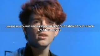 Thompson Twins  Hold Me Now  Subtitulado [upl. by Alesram499]