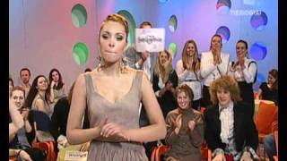 Atlikėja Liepa Mondeikaitė „Laukiuquot  EUROVIZIJOS DAINŲ KONKURSO FINALAS 2011 [upl. by Kylen]