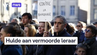 Duizenden Fransen brengen in Arras hulde aan vermoorde leraar [upl. by Etteiluj]