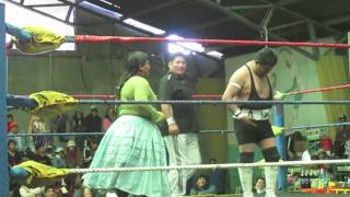 Cholitas Wrestling [upl. by Vivyan]