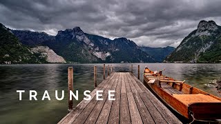 Traunsee Der tiefste See im Salzkammergut am Fuße des Traunstein Gmunden Austria [upl. by Holly-Anne]