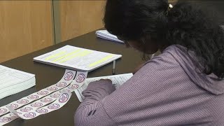 Perrysburg High School students practice voting [upl. by Ellecrad]