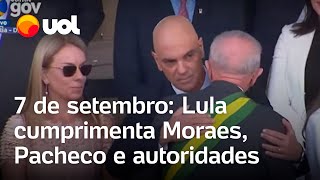 7 de setembro Lula cumprimenta Moraes Pacheco e outras autoridades no início do desfile [upl. by Aldin380]