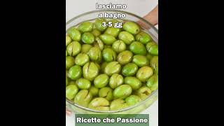 Olive schiacciate in salamoia  Ricette che Passione [upl. by Ahsed]