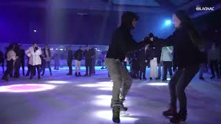 La patinoire Jacques Raynaud  ambiance festive [upl. by Brion244]