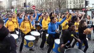 Carnaval de Paris 2017 Batucada Mulêketú [upl. by Havot]