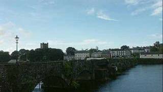 Christy Moore  Bridge At Killaloe [upl. by Kobi138]