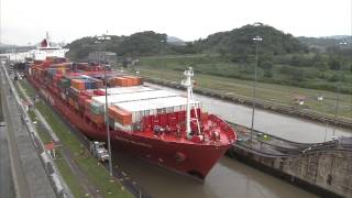 How Does the Panama Canal Work [upl. by Seravart]