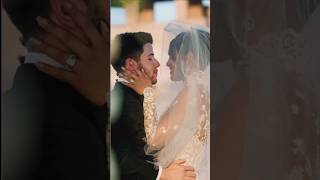 Priyanka Chopra Nick Jonas kiss pik beautiful romantic song and video dua sha utha he kahi jism se [upl. by Lyndsey504]