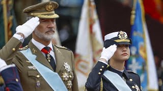 Homenaje a los caídos por España Desfile del 12 de octubre [upl. by Petuu427]